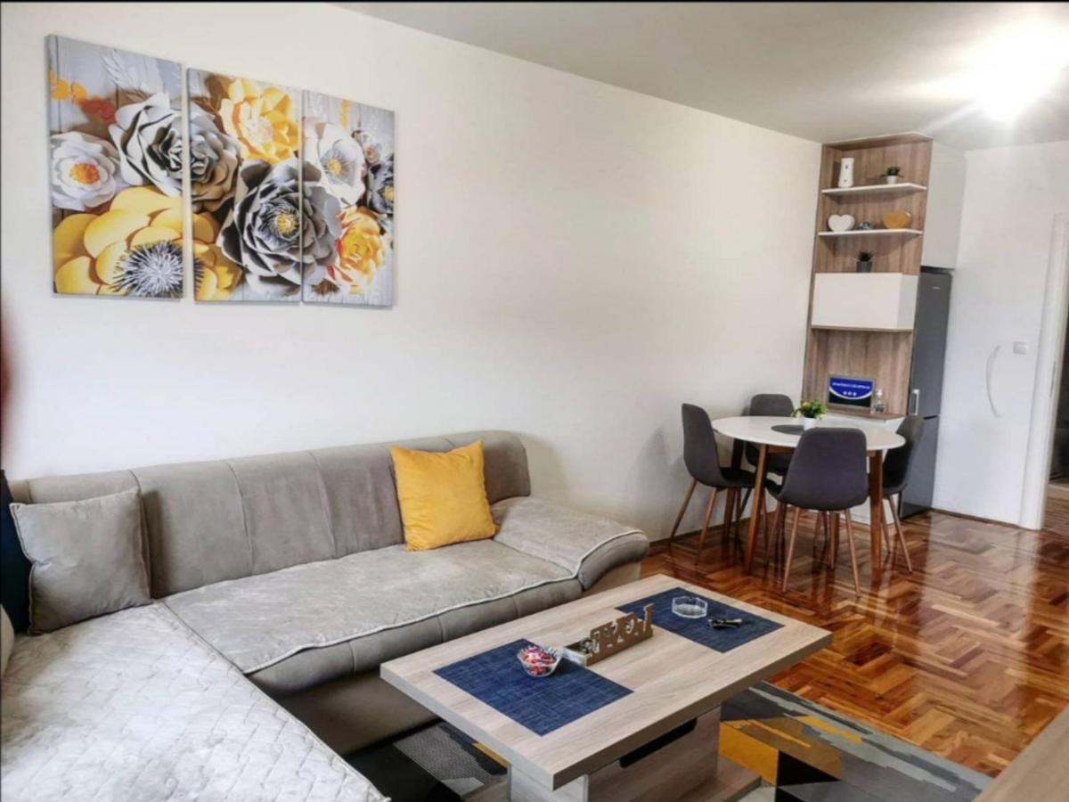 S&D Apartman Lukavica Extérieur photo